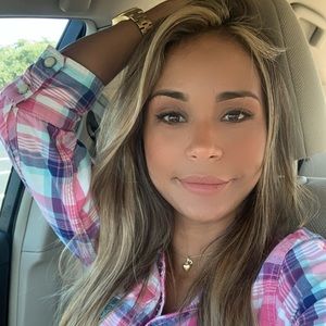 Meet your Posher, Carla